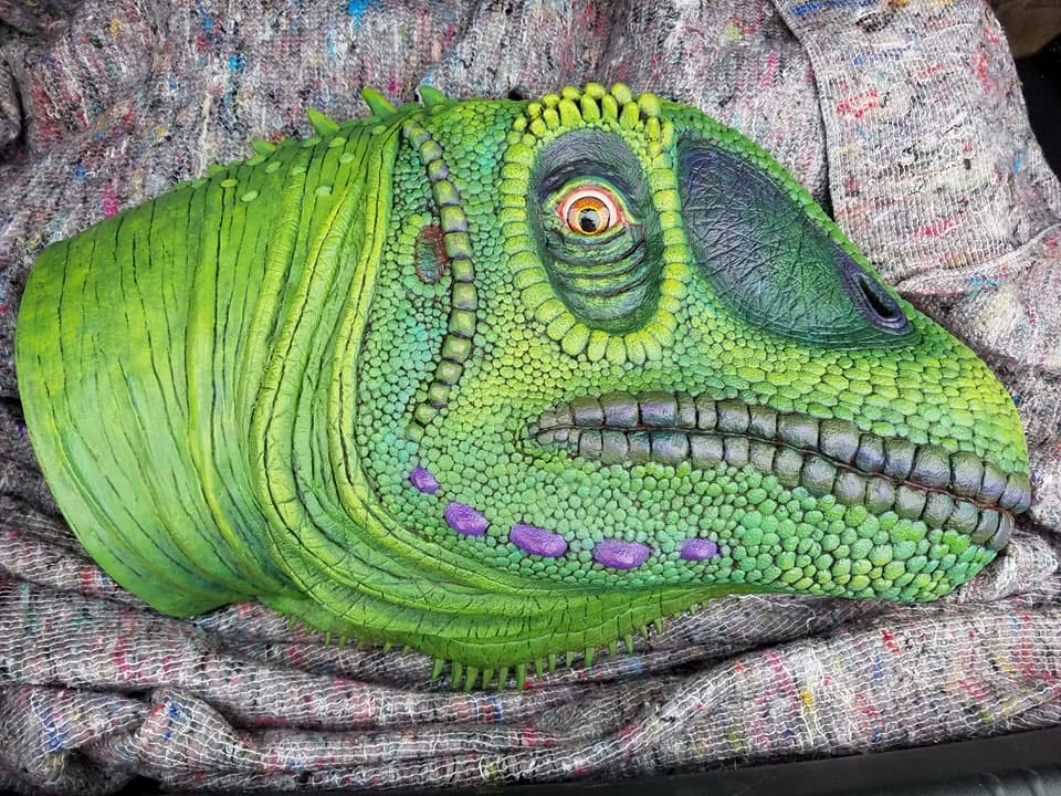 Camarasaurus head, sculpted by someone else, but after that I was asked to paint it to add some realism to it.